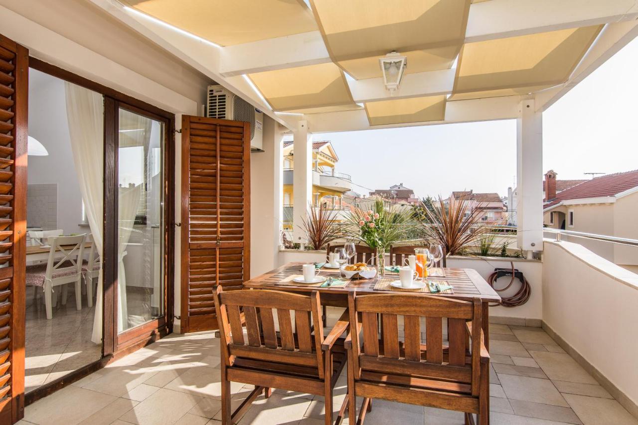 Apartments "Villa Antisin" With Heated Pool Zadar Exteriér fotografie