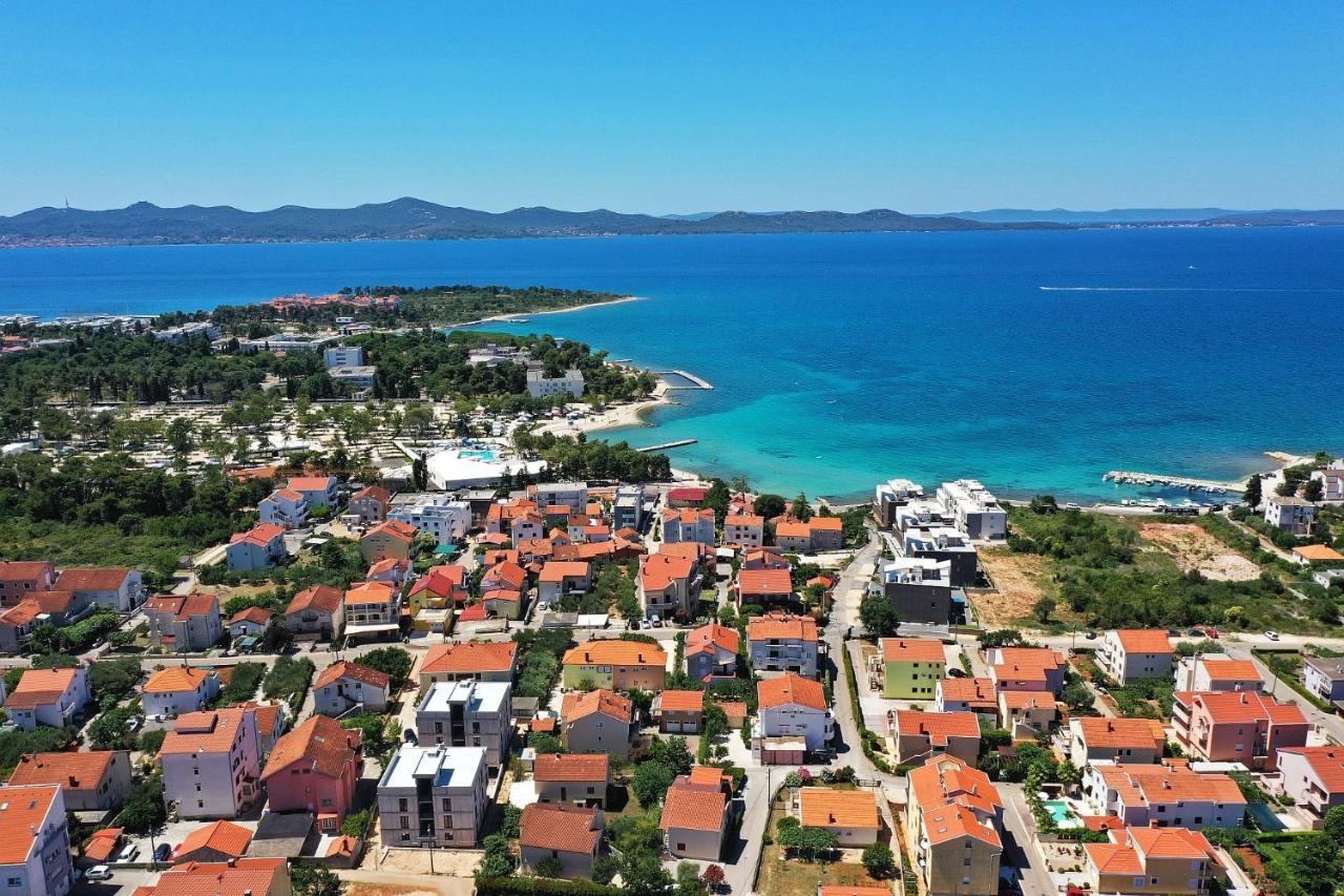 Apartments "Villa Antisin" With Heated Pool Zadar Exteriér fotografie